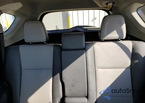 2015 Toyota Rav4 Limited z USA, uszkodzony, nr VIN JTMDFREV5FD157999